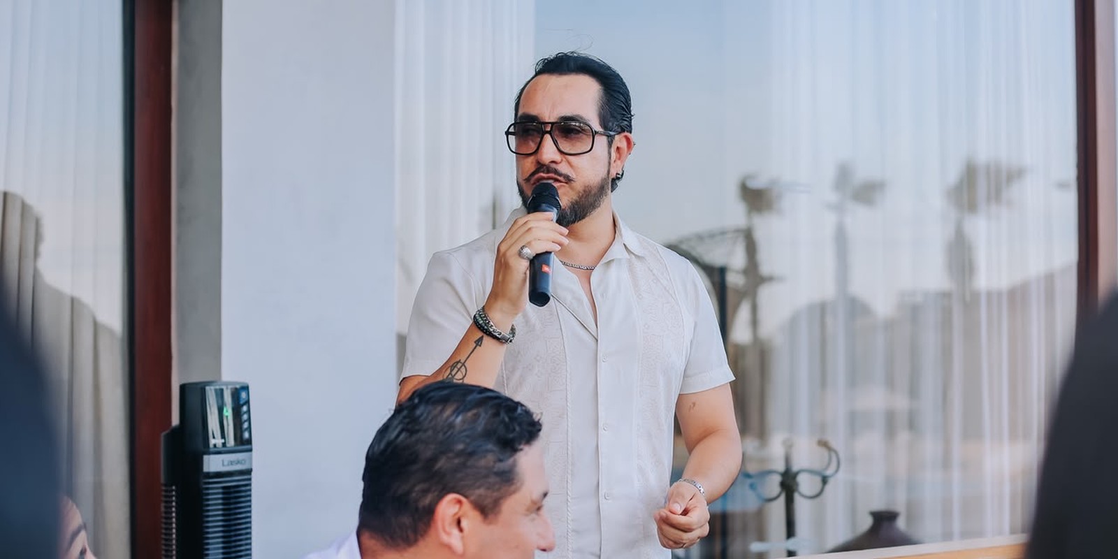 Daniel D'Lizanka, socio del Club Rotario San José del Cabo, durante la sesión del 19 de julio de 2026 en Vidanta Los Cabos